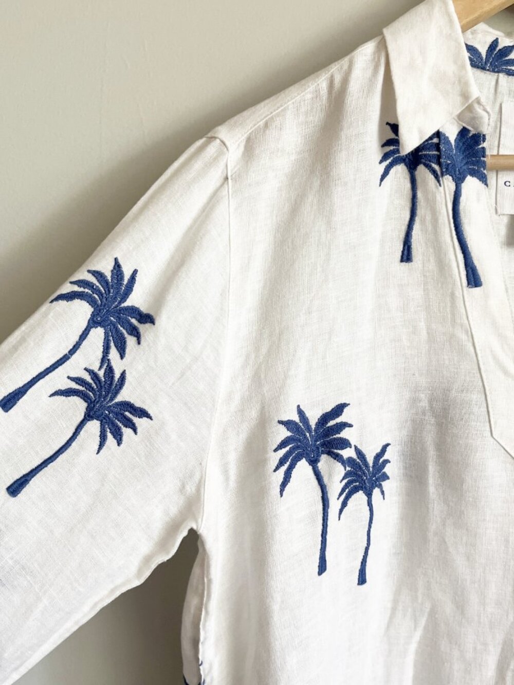 Calypso St Barth Top Size Medium Printed Palm Tree Linen White Tropical Coastal - Picture 3 of 9